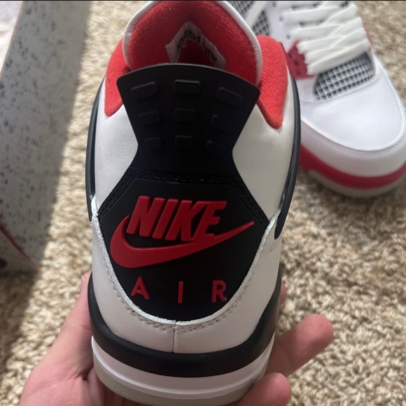 Jordan retro 4 Fire Red Size 9 Brand new - Picture 8 of 9